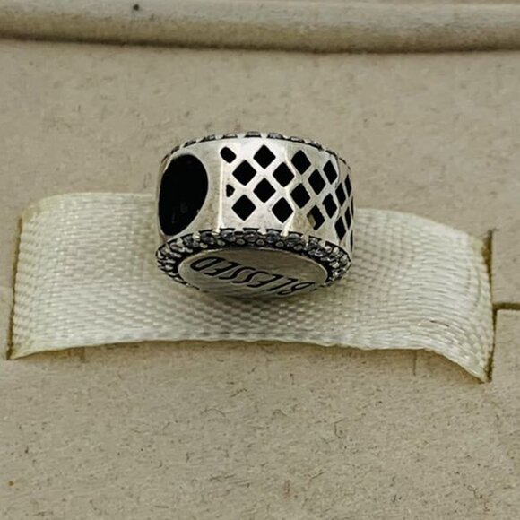 🔥🔥Pandora BLESSED Bead Charm - Picture 3 of 5